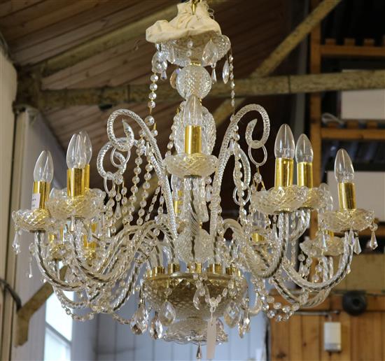 2 chandeliers(-)